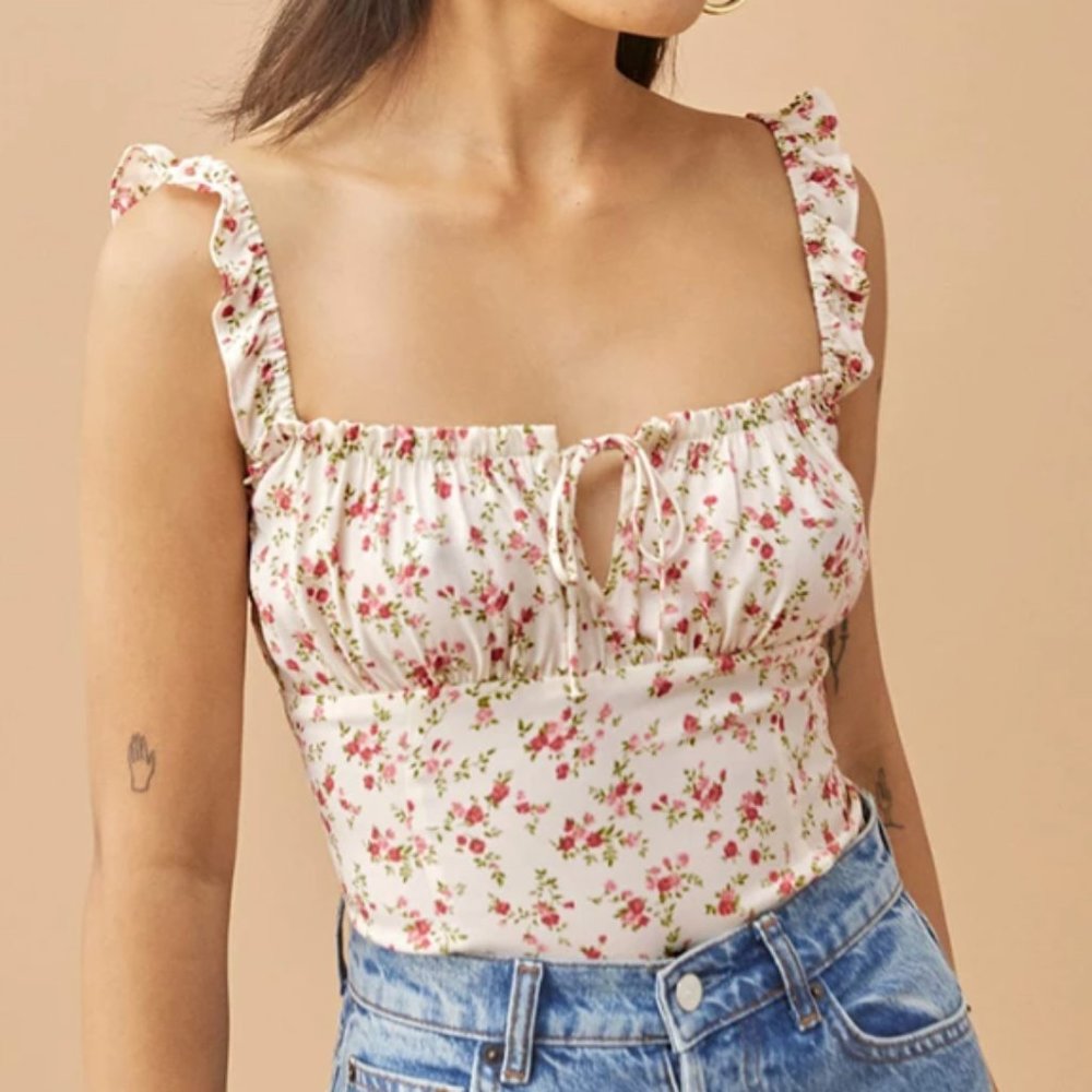 Cute cottage core vintage floral print cami
